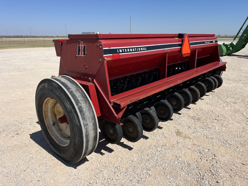 Image for INTERNATIONAL 5100