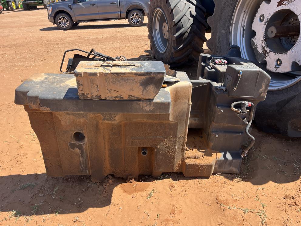 Image for 2015 Challenger MT675E