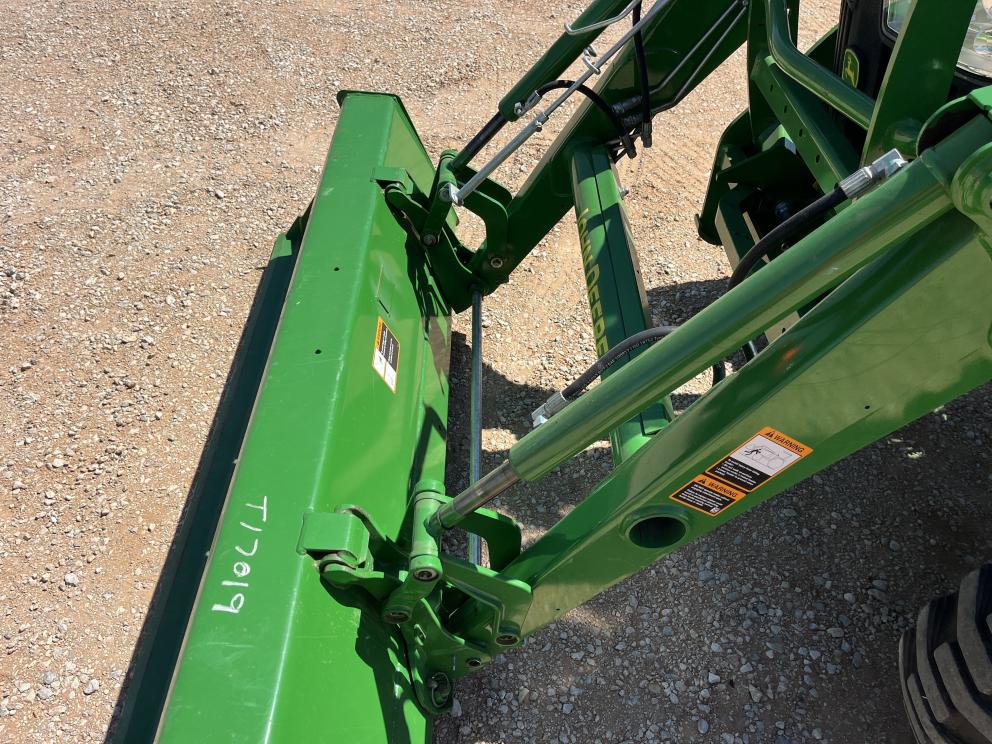 Image for 2021 John Deere 4052R