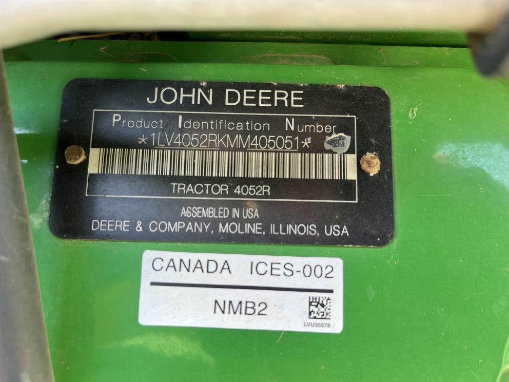 Image for 2021 John Deere 4052R