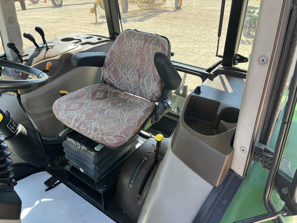 Image for 2005 John Deere 5525