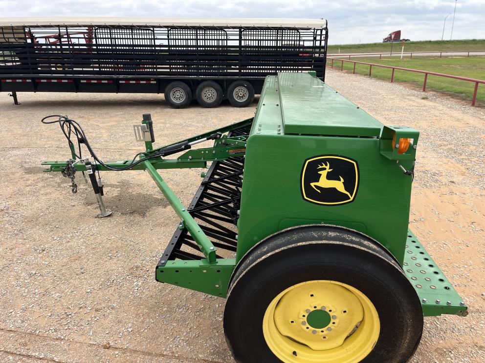 Image for 2020 John Deere BD1113