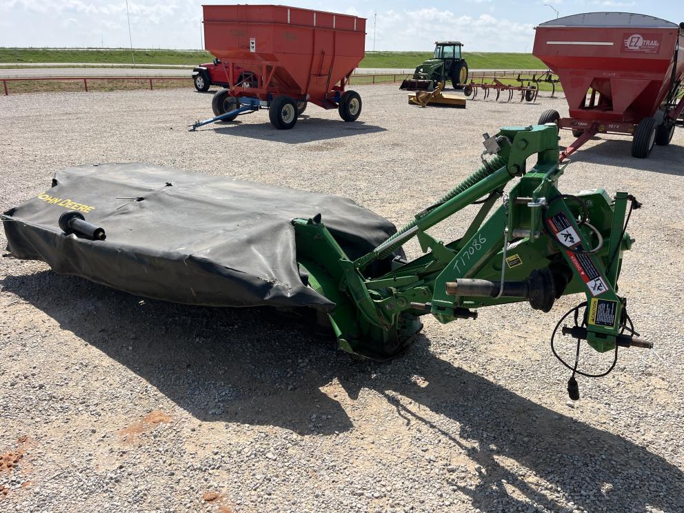 Image for 2020 John Deere R310