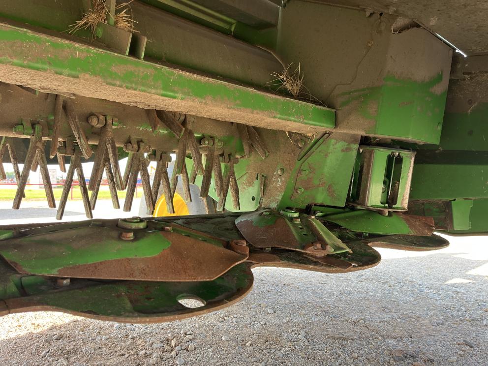 Image for 2023 John Deere C400