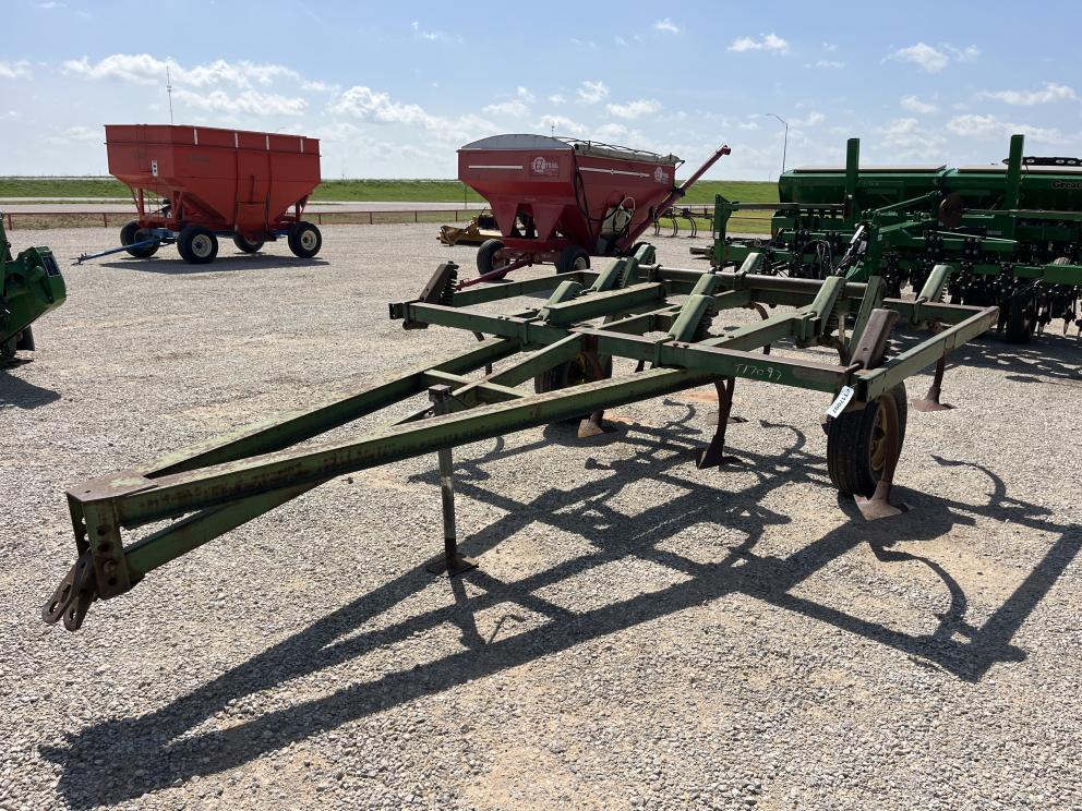 Image for John Deere 1600