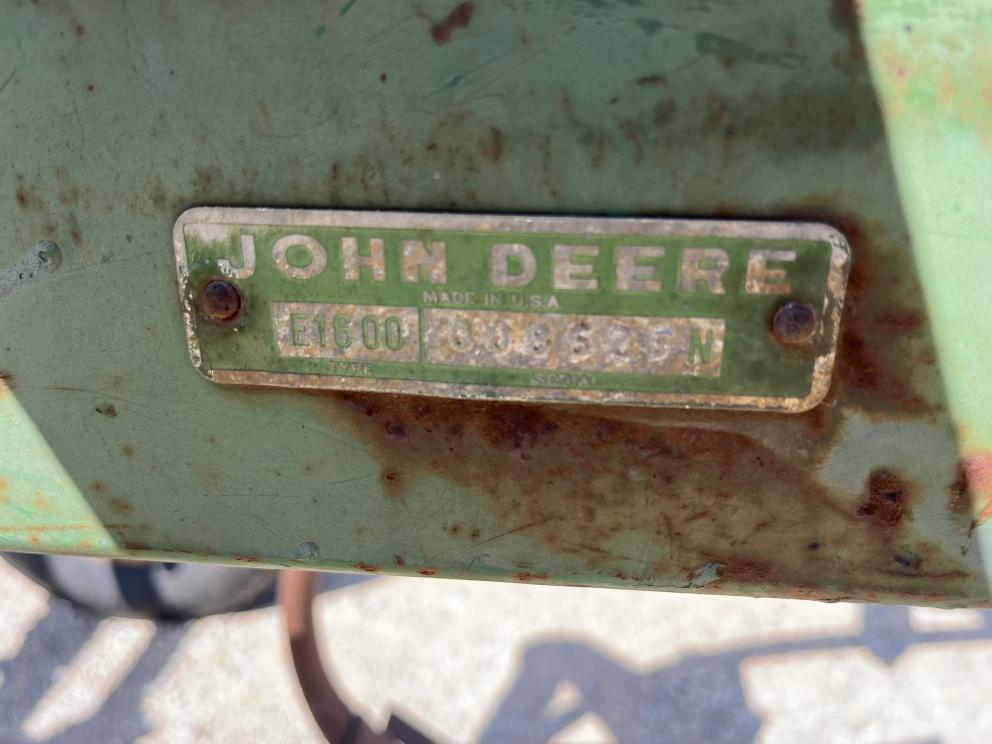 Image for John Deere 1600
