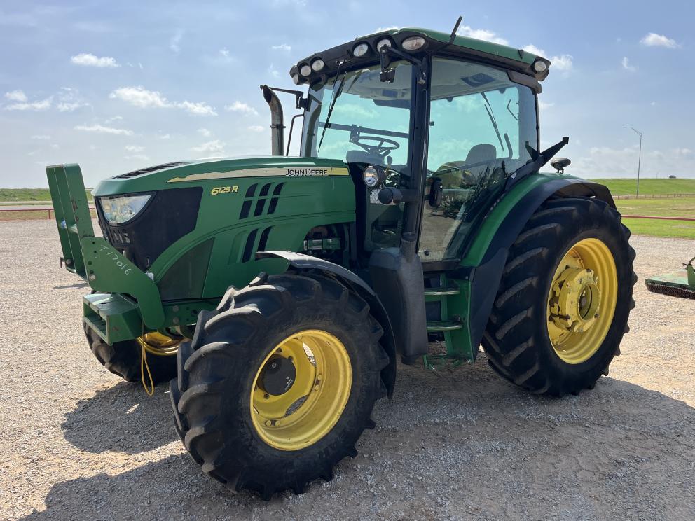 Image for 2014 John Deere 6125R