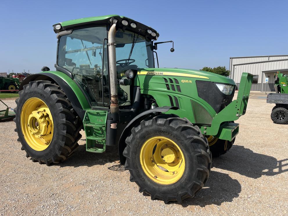 Image for 2014 John Deere 6125R
