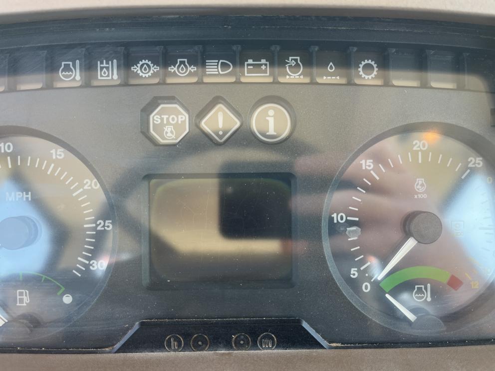 Image for 2004 John Deere 7420