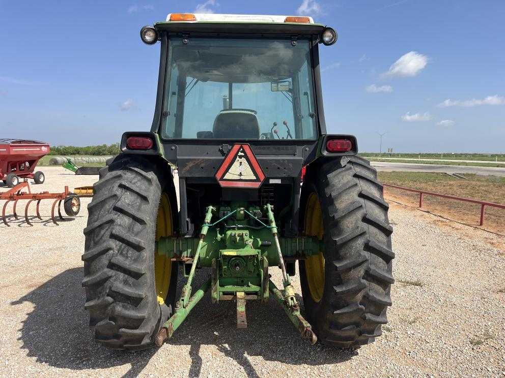 Image for 1990 John Deere 2955