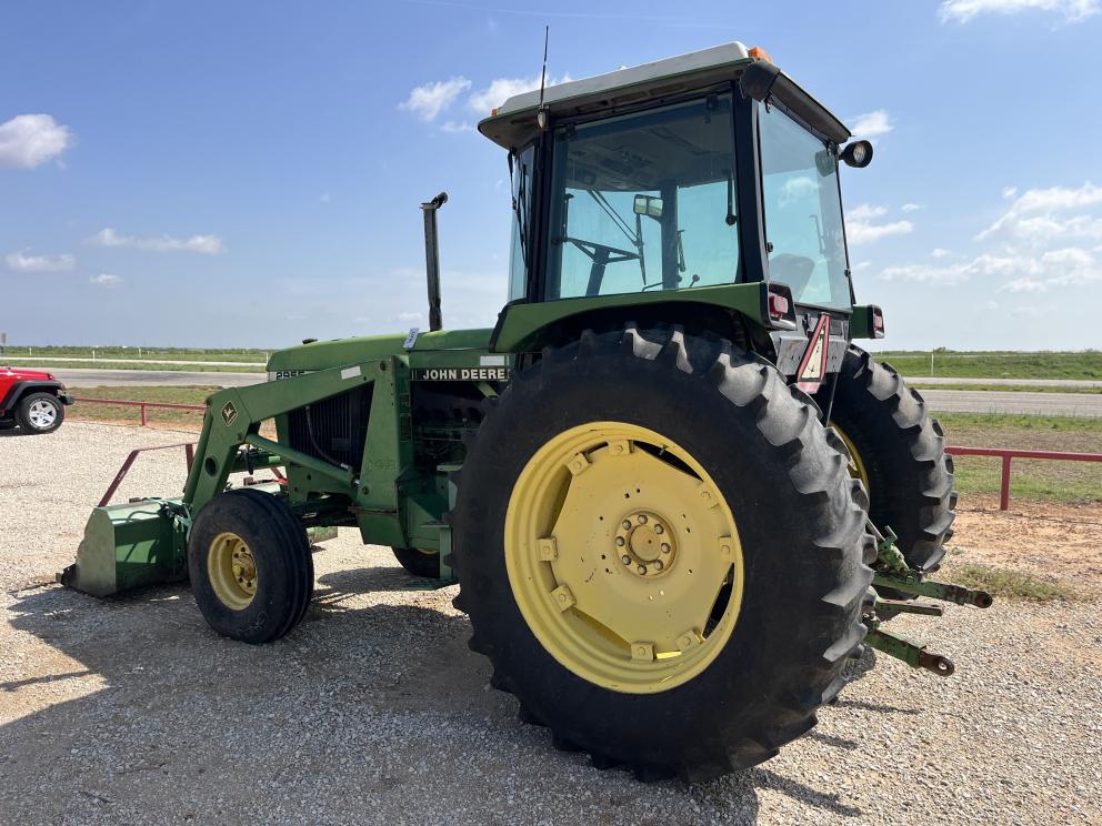 Image for 1990 John Deere 2955