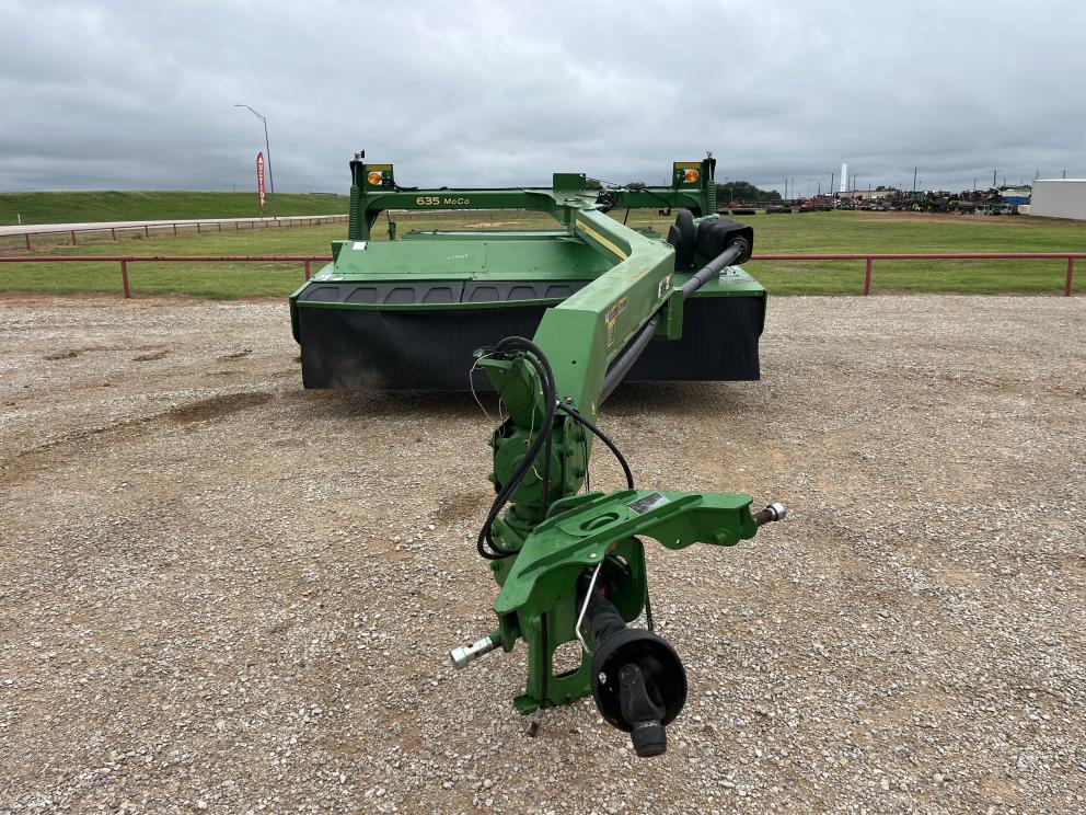 Image for 2016 John Deere 635