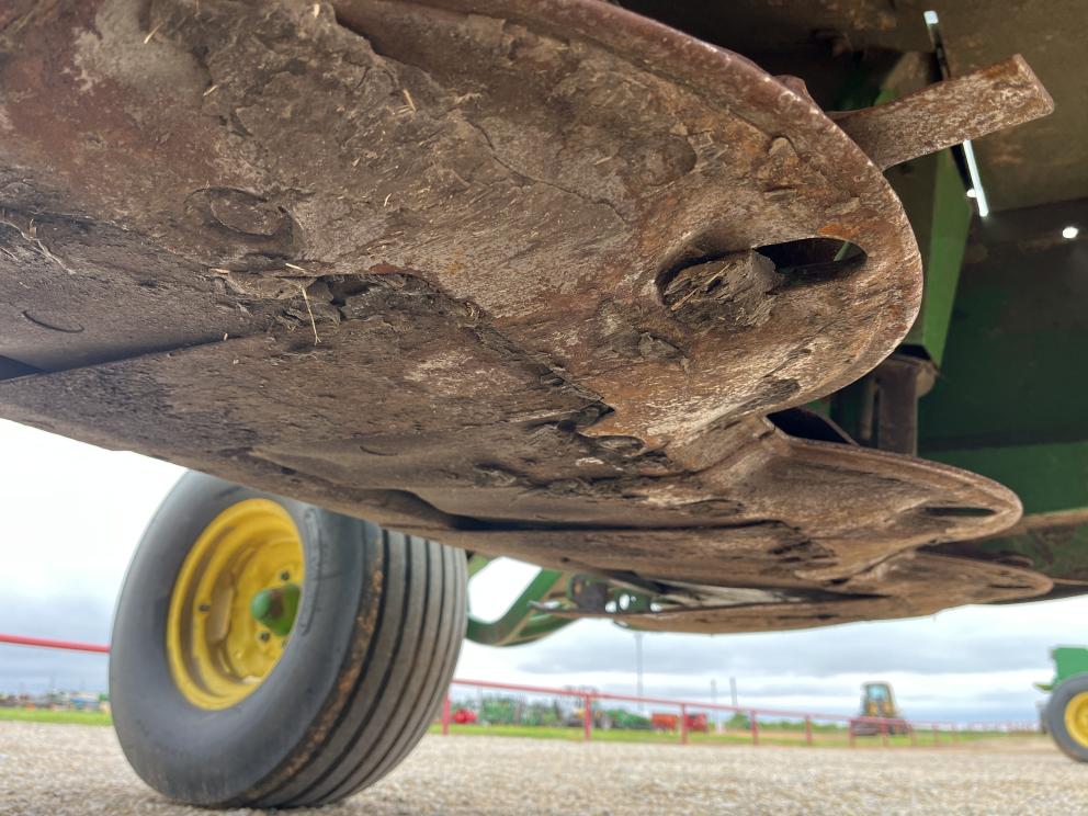 Image for 2016 John Deere 635