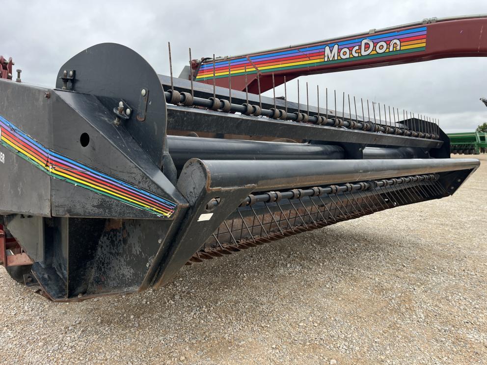 Image for 2001 MacDon 5010