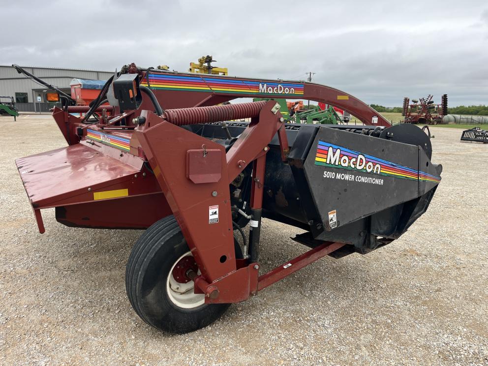 Image for 2001 MacDon 5010