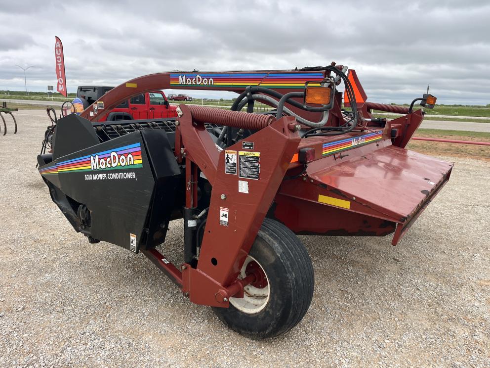 Image for 2001 MacDon 5010