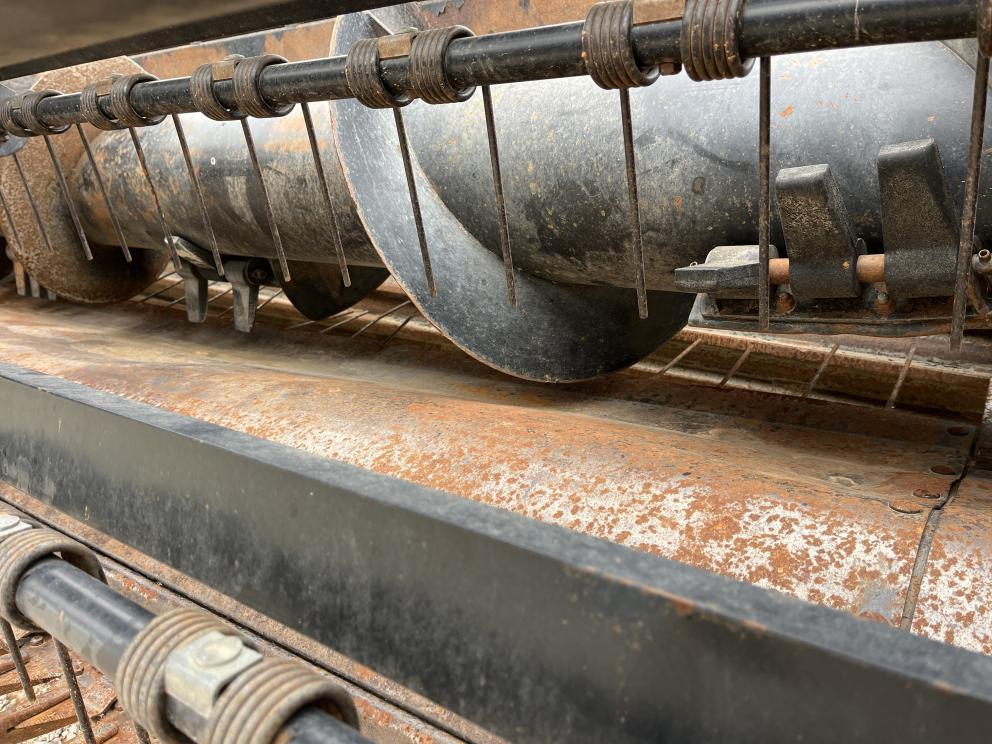 Image for 2001 MacDon 5010