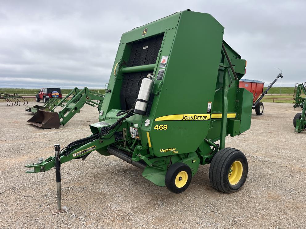 Image for 2010 John Deere 468