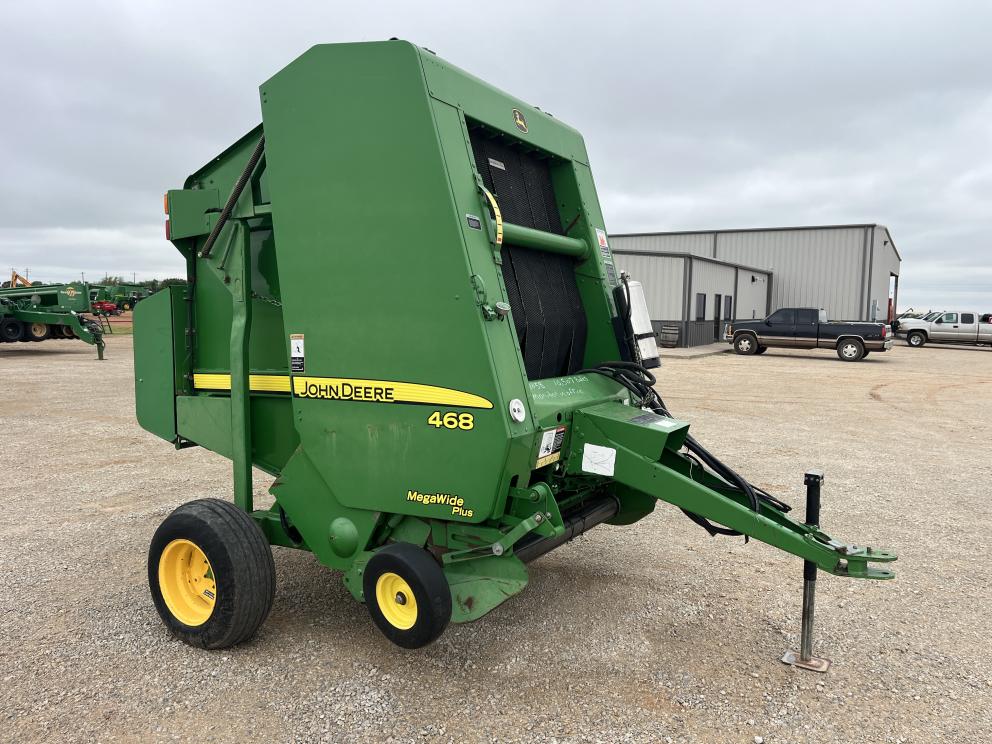 Image for 2010 John Deere 468