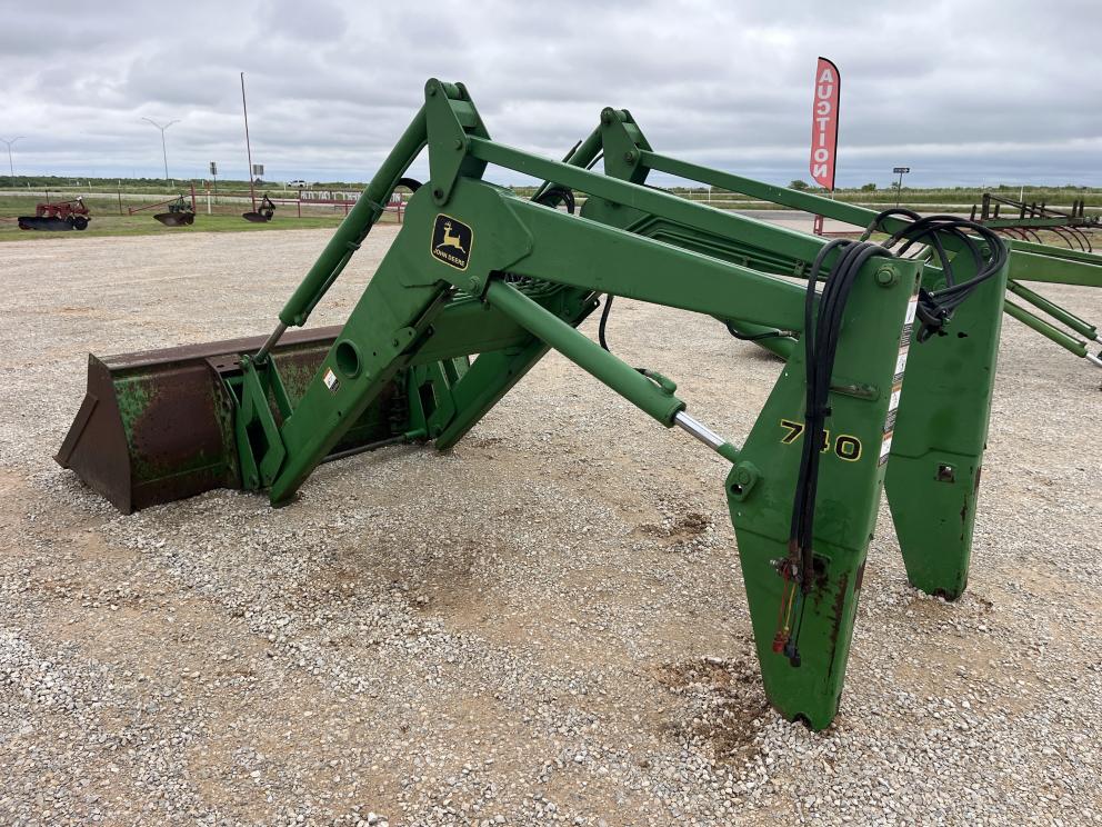 Image for 1995 John Deere 740