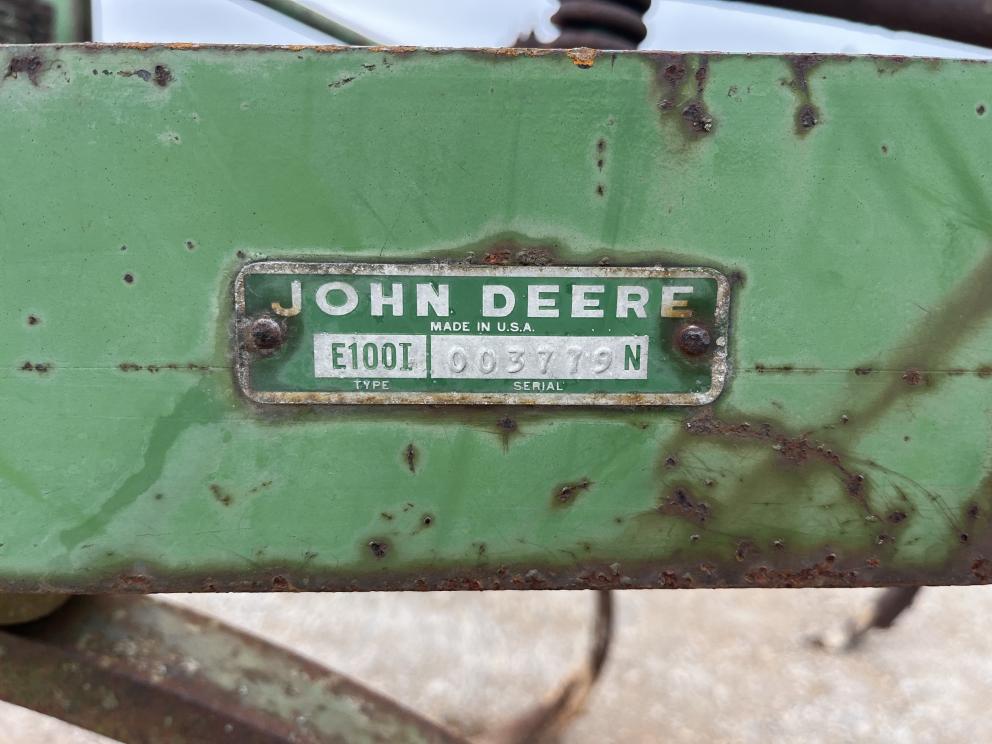Image for John Deere 100