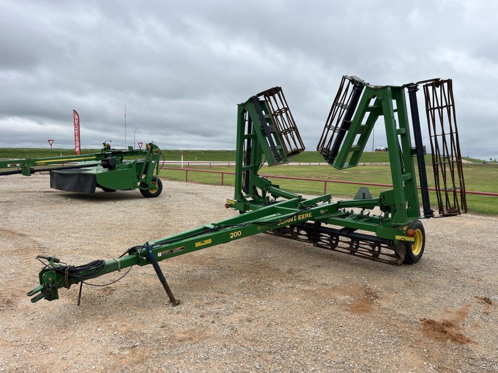 Image for 2008 John Deere 200