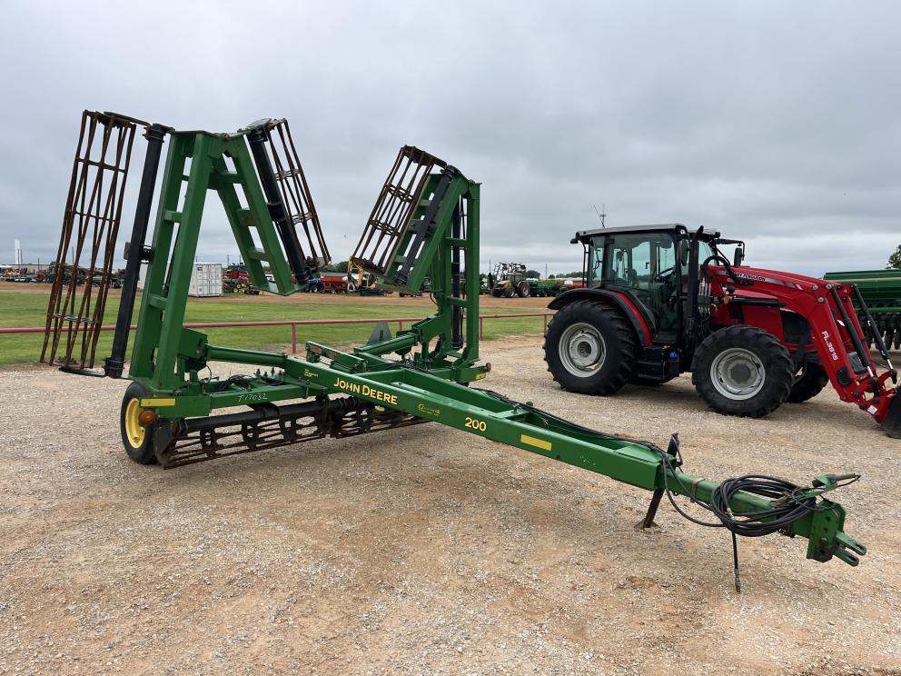 Image for 2008 John Deere 200