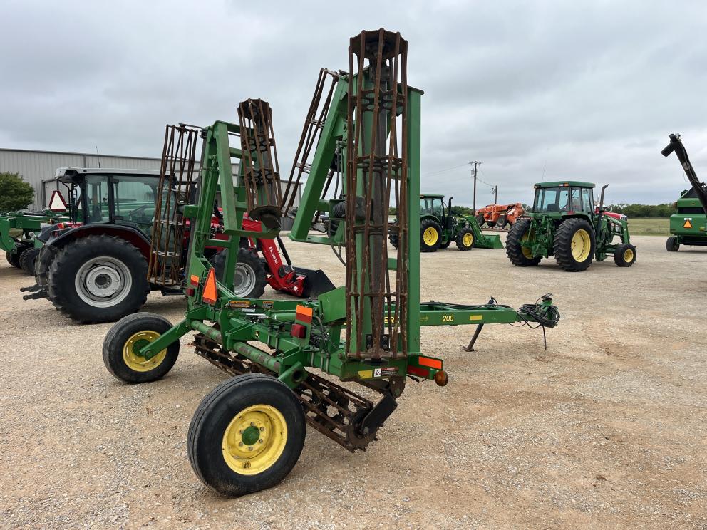 Image for 2008 John Deere 200