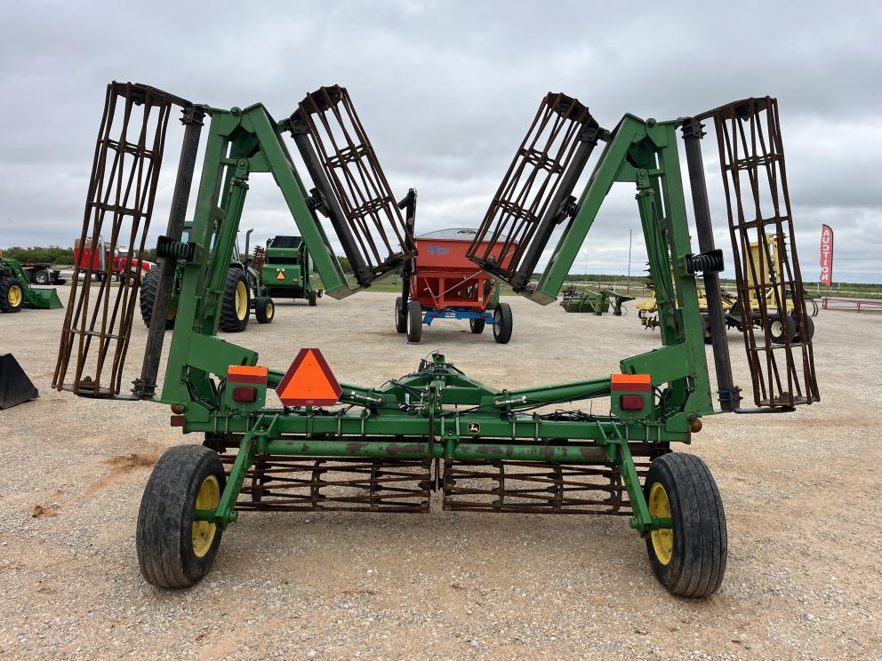 Image for 2008 John Deere 200