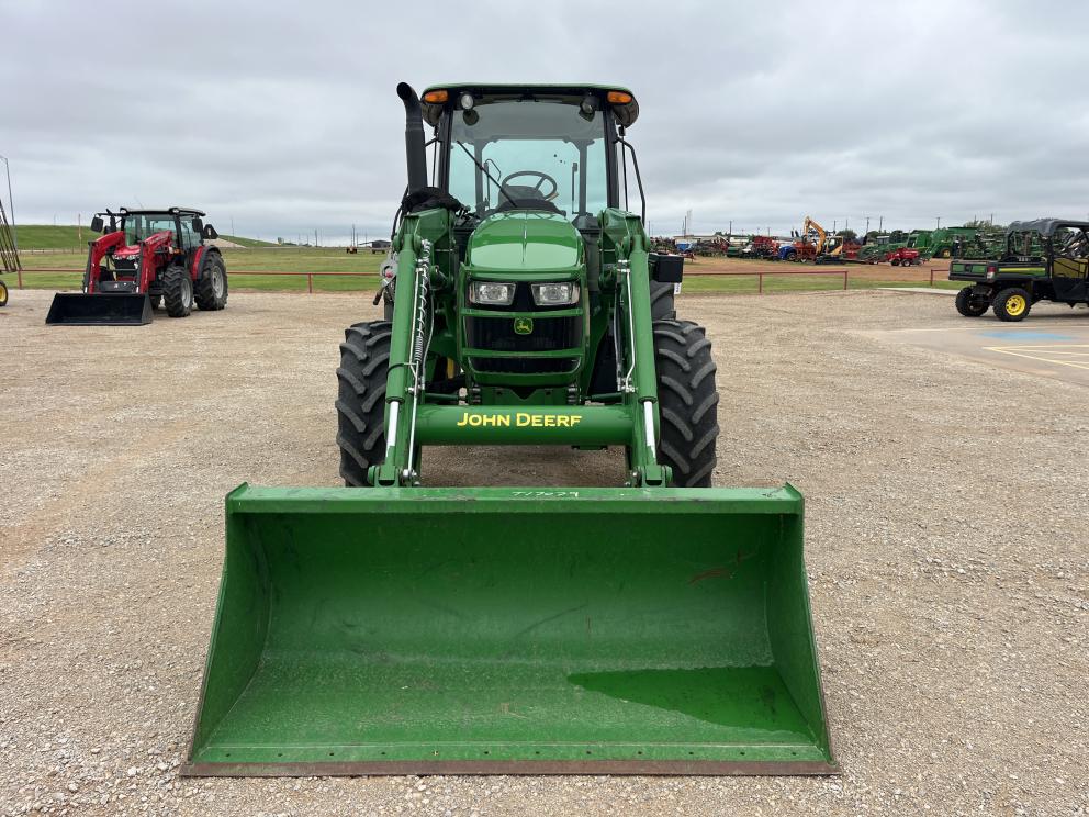 Image for 2019 John Deere 5100M