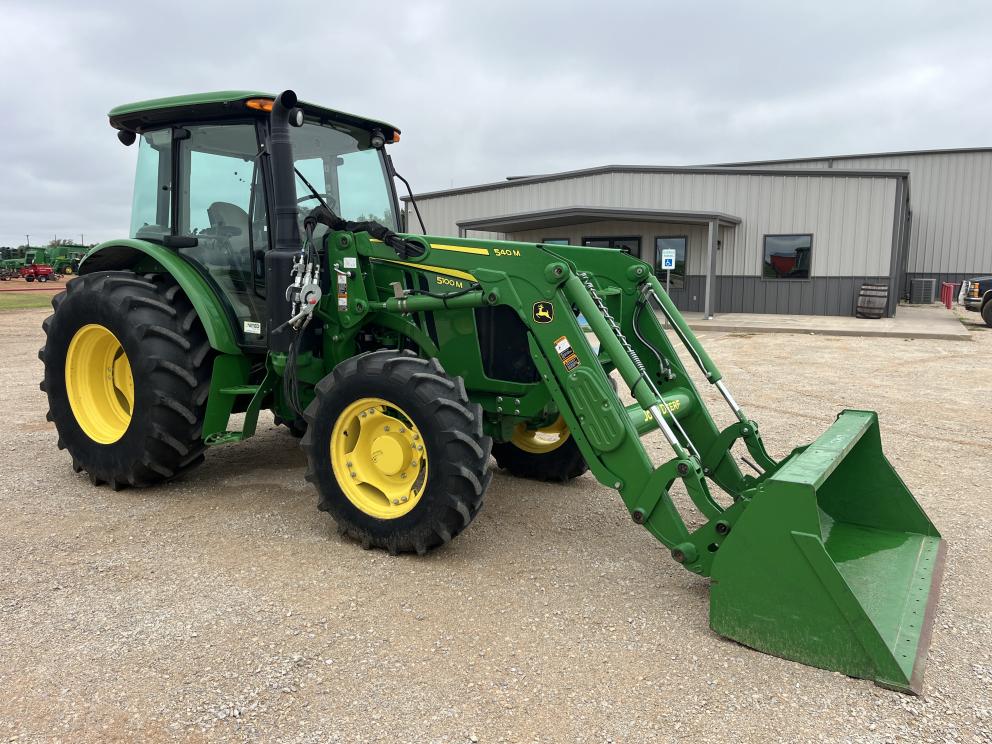 Image for 2019 John Deere 5100M