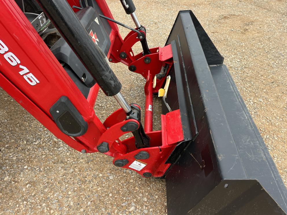 Image for 2021 Massey Ferguson 4708