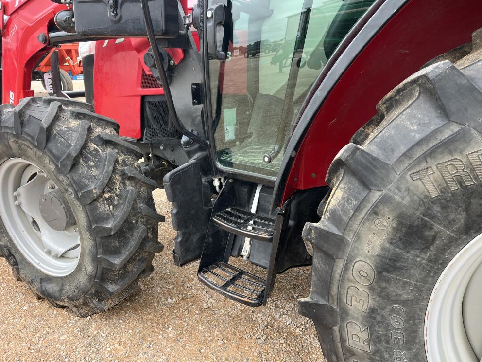 Image for 2021 Massey Ferguson 4708