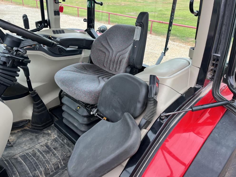 Image for 2021 Massey Ferguson 4708