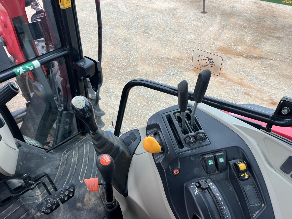 Image for 2021 Massey Ferguson 4708