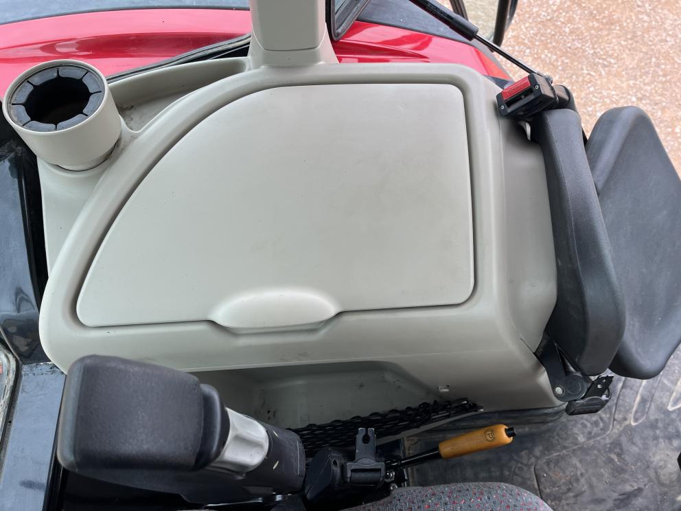 Image for 2021 Massey Ferguson 4708