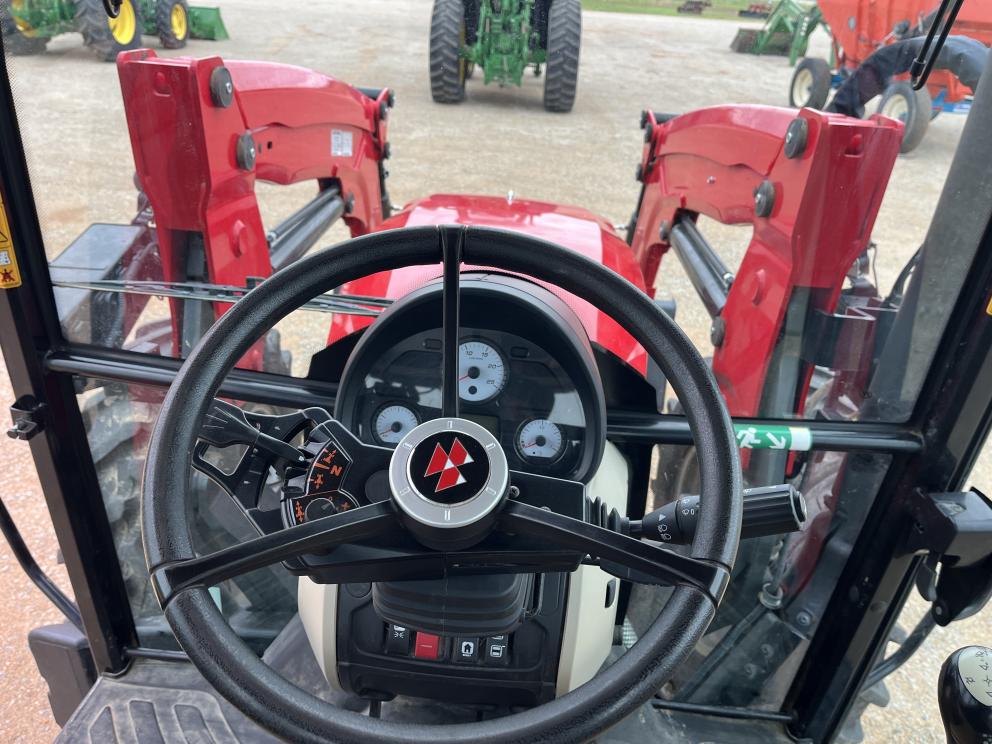 Image for 2021 Massey Ferguson 4708