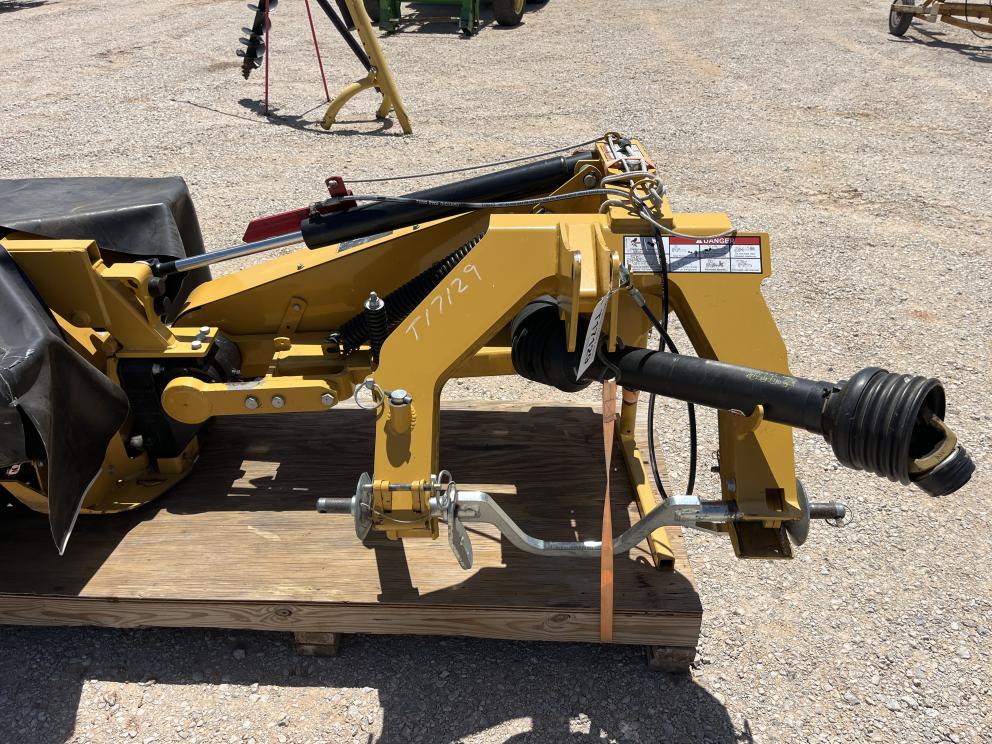 Image for 2021 Vermeer M7050