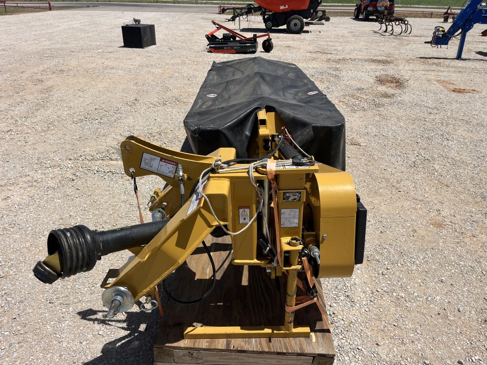 Image for 2021 Vermeer M7050