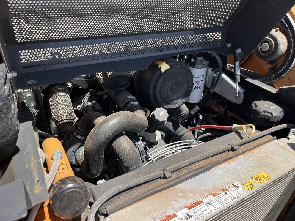 Image for 2022 Case TV370B