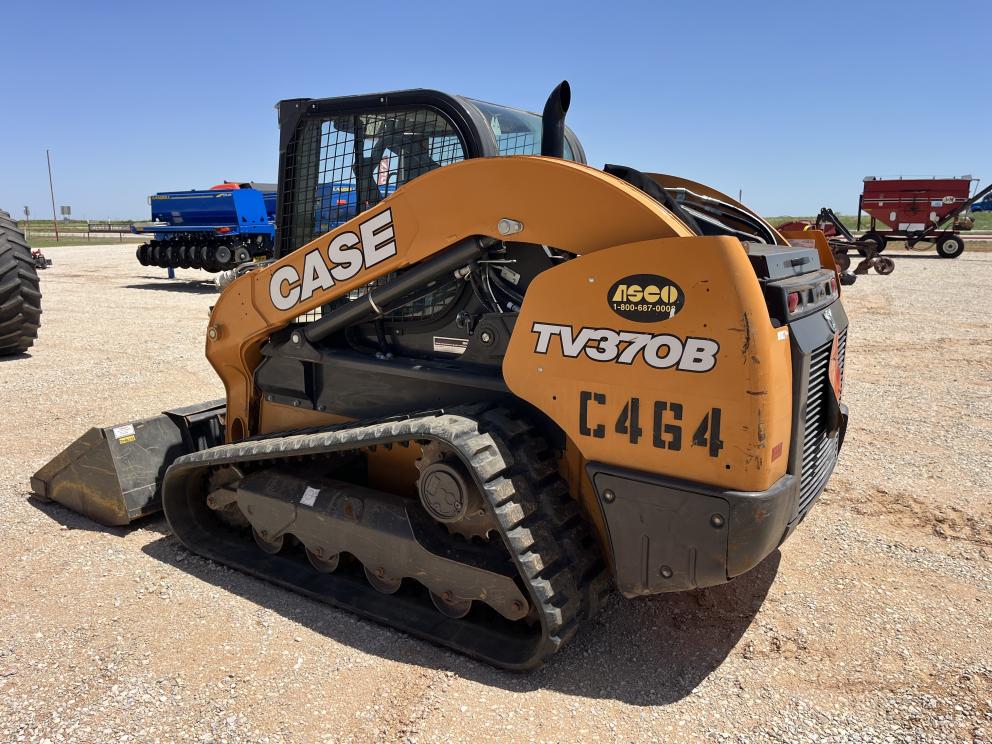 Image for 2022 Case TV370B