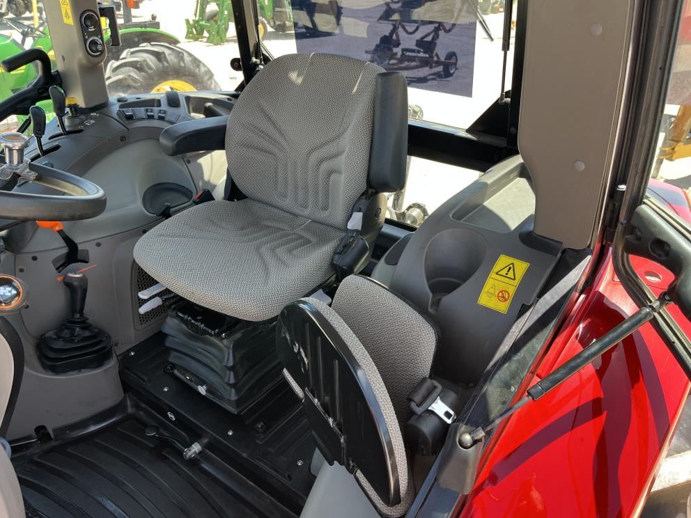 Image for 2019 Case IH FARMALL 120C