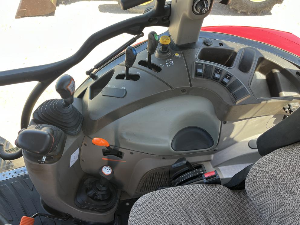 Image for 2019 Case IH FARMALL 120C