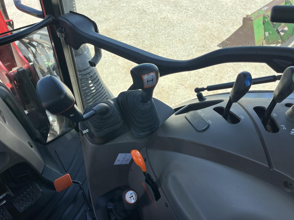 Image for 2019 Case IH FARMALL 120C