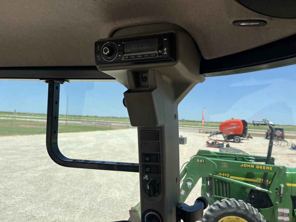 Image for 2019 Case IH FARMALL 120C