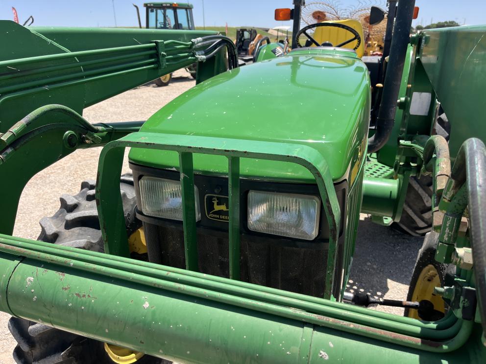 Image for 2000 John Deere 5410