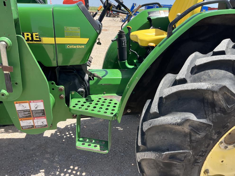 Image for 2000 John Deere 5410