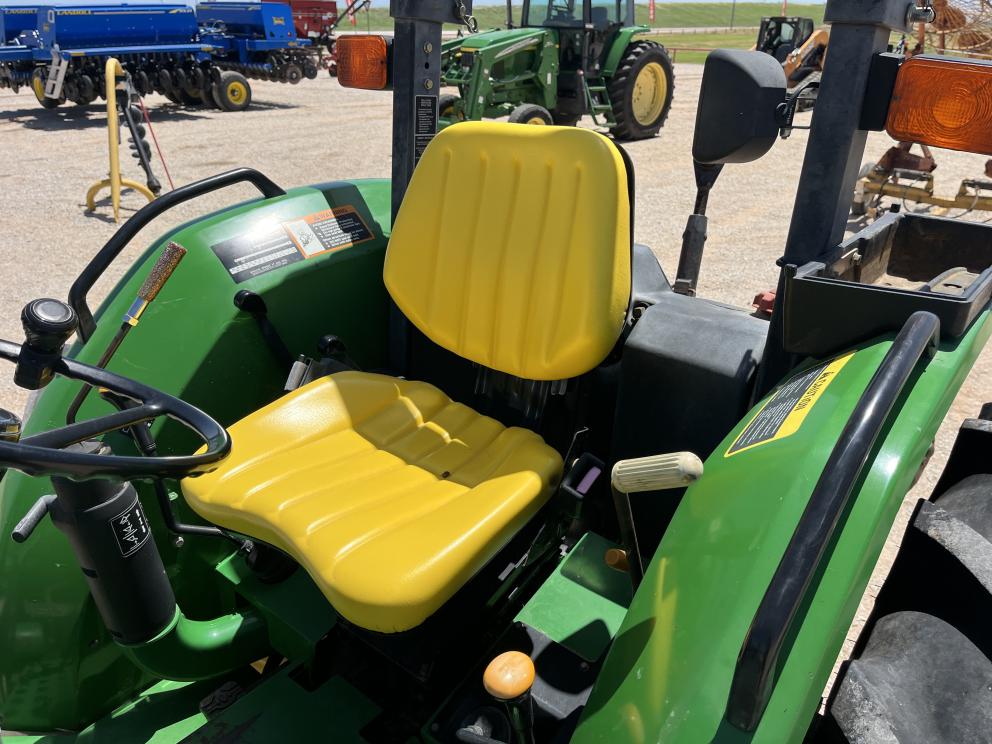 Image for 2000 John Deere 5410