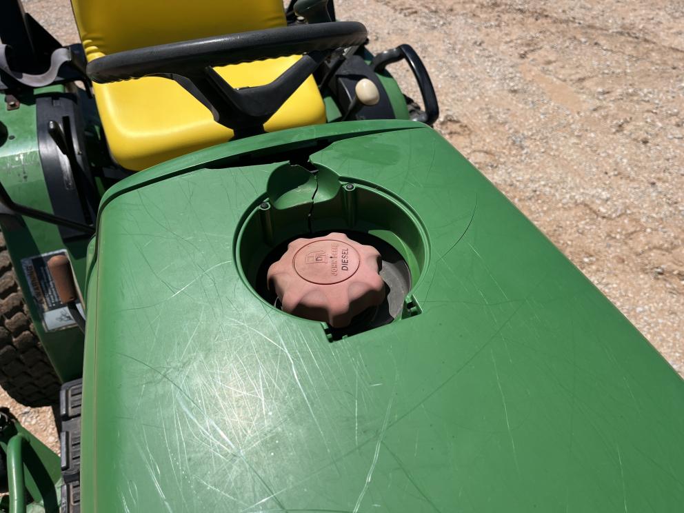 Image for 2002 John Deere 4010