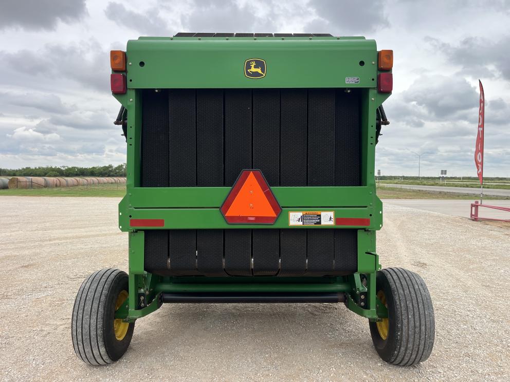 Image for 2009 John Deere 568
